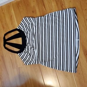 Lululemon athletica.